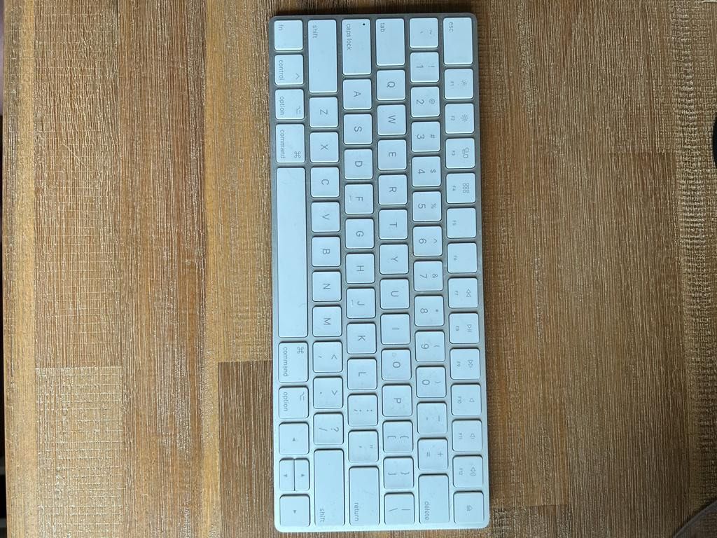 Apple Wireless Keyboard, Computers & Tech, Parts & Accessories