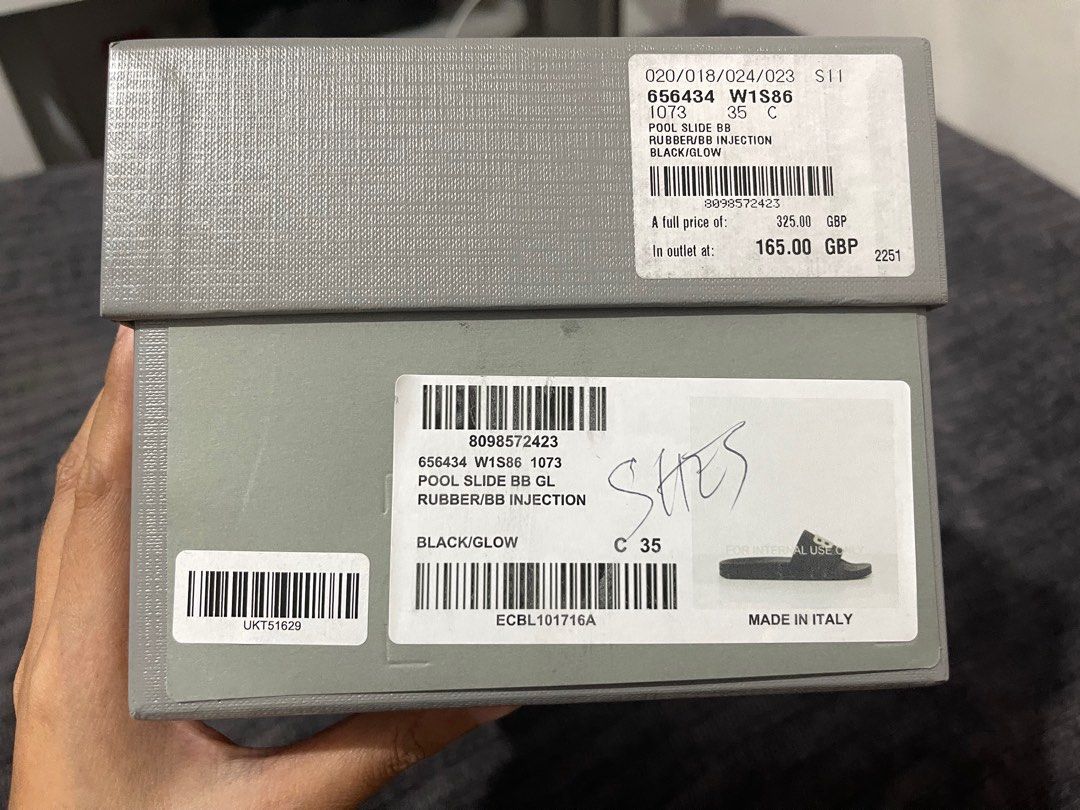 Balenciaga Slides S35 Black (Category: Slippers and slides) located in Muntinlupa City. Submitted by sheesbeauty (Listing ID 1202424984, Image 2). Description: Balenciaga Slides Used twice only With gift receipt, dust bag per slipper, box and paper bag. Price is fixed Size 35 Womens What you see is what you get. Strictly no returns, no exchange..