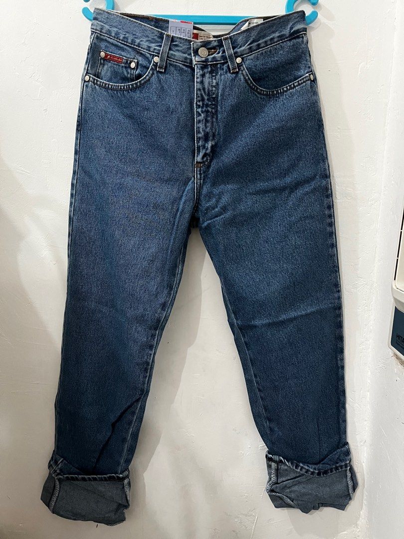 BNWT Lee Cooper Denim Pants (Category: Jeans) located in San Pedro. Submitted by _jebtrd (Listing ID 1202352168, Image 1). Description: Bought from Kuwait Pls check photos for measurements .