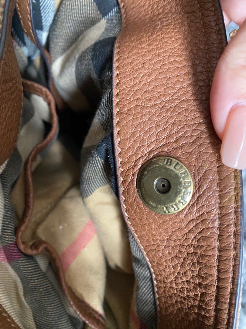 Burberry bucket bag (Category: Luxury Bags & Wallets) located in Cebu City. Submitted by cha0213 (Listing ID 1202306789, Image 3). Description: Original Burberry Bucket Bag - pls manage your expectations since these are preloved - with signs of usage Location: Mabolo Cebu.