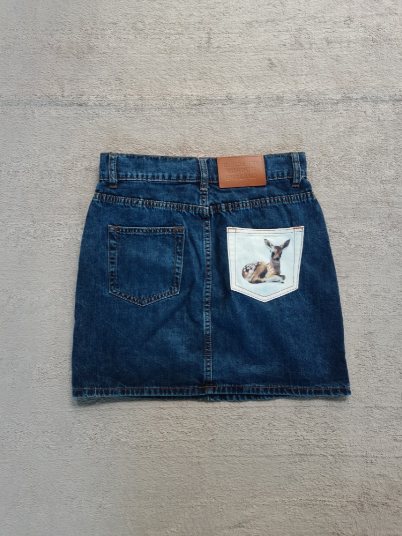 Burberry deer skirt store