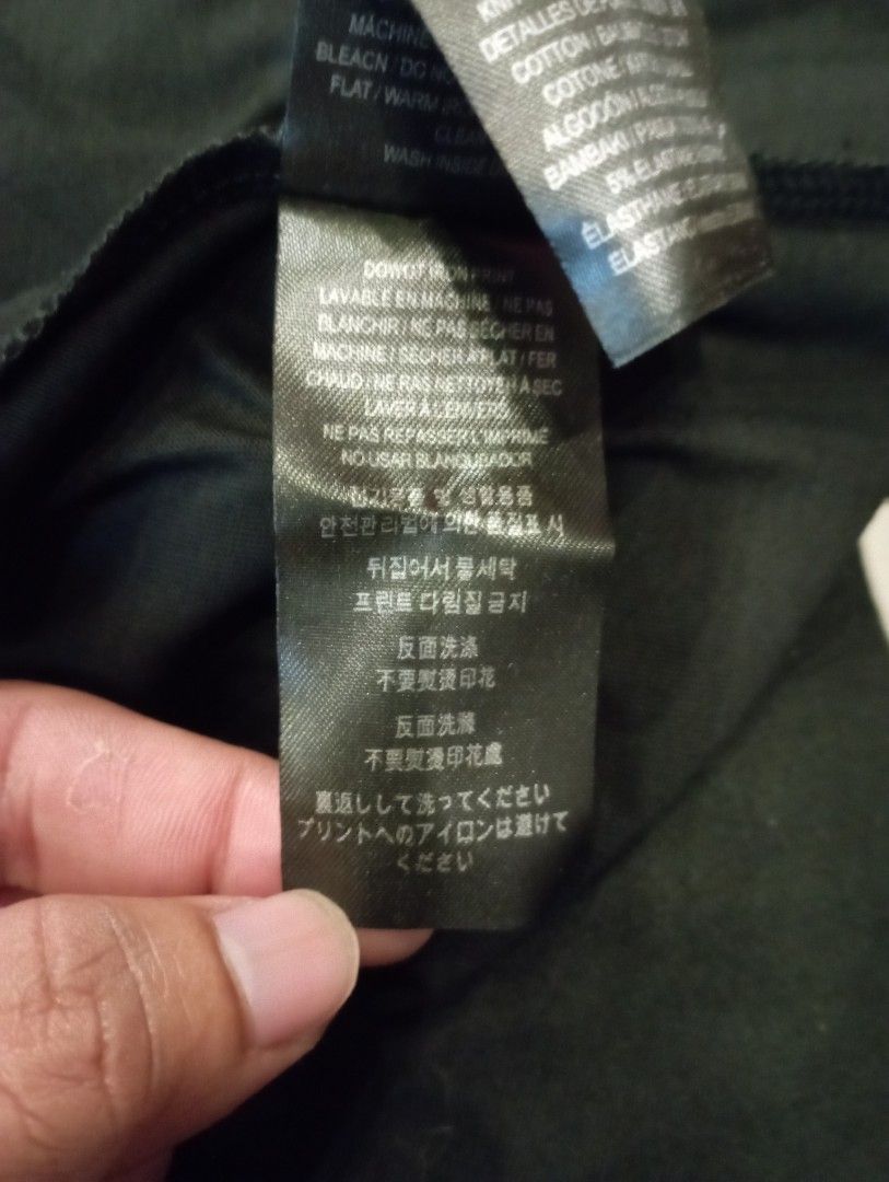 BURBERRY SHIRT W BOX sizes large dim 21x28, Men's Fashion, Activewear