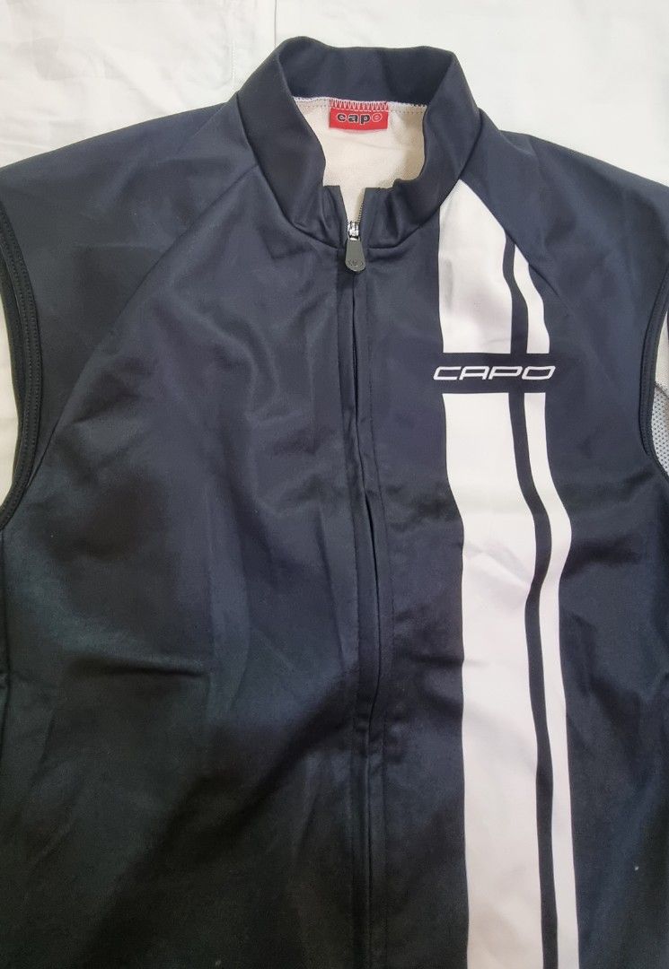 Capo Cycling Set (Jersey, Bib shorts and Gilet), Sports Equipment