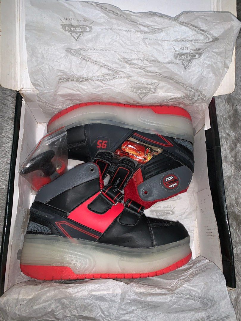 Cars Donovan Red with detachable wheels, Babies & Kids, Babies & Kids