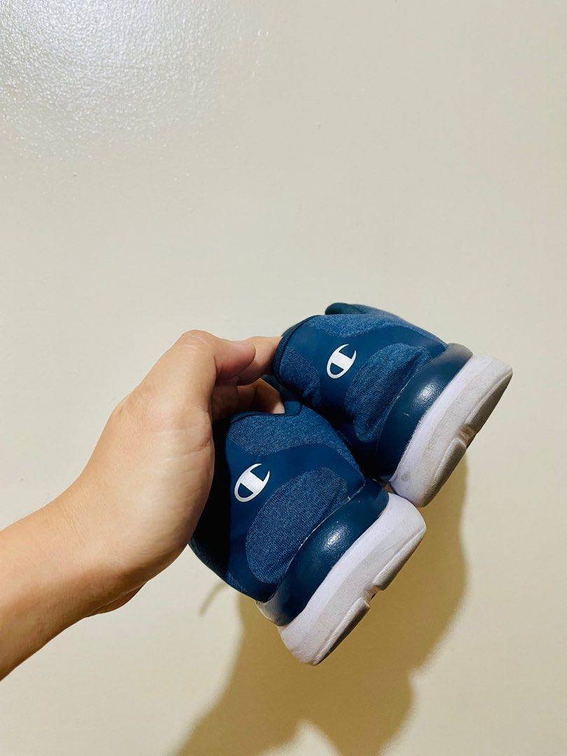champion walking shoes