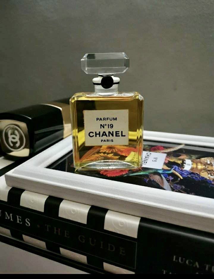 Chanel N 19 Parfum 28 ml, Beauty & Personal Care, Fragrance & Deodorants on  Carousell