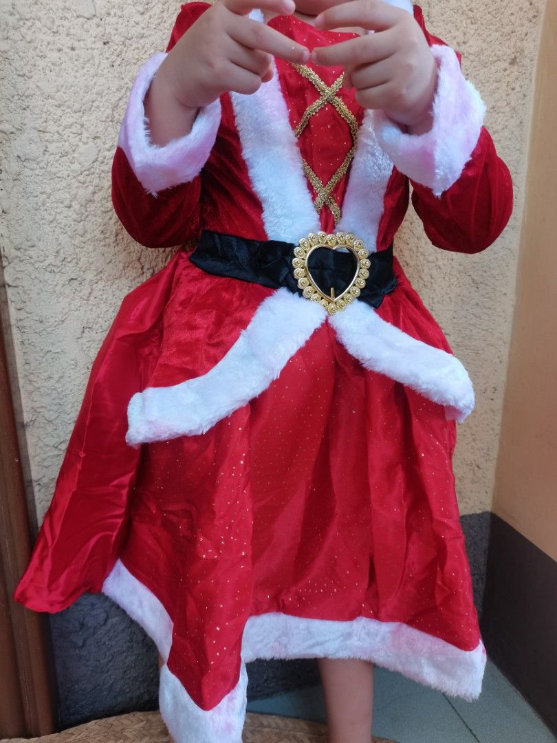 Christmas Costume (Category: Babies & Kids Fashion) located in Cavite. Submitted by takeyourpick2020 (Listing ID 1202342225, Image 2). Description: .