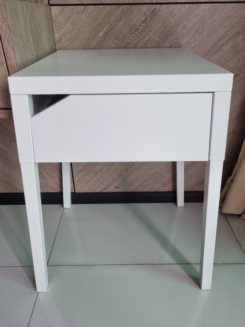 Ikea white metal hot sale bedside table