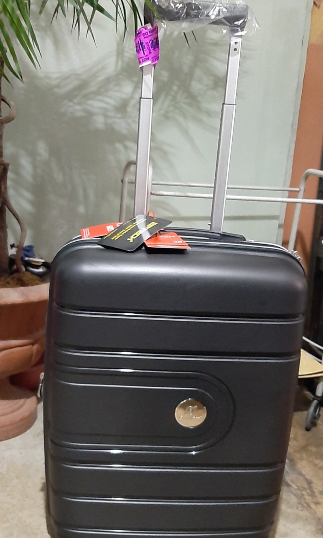 Compass Luggage, Hobbies & Toys, Travel, Luggage on Carousell