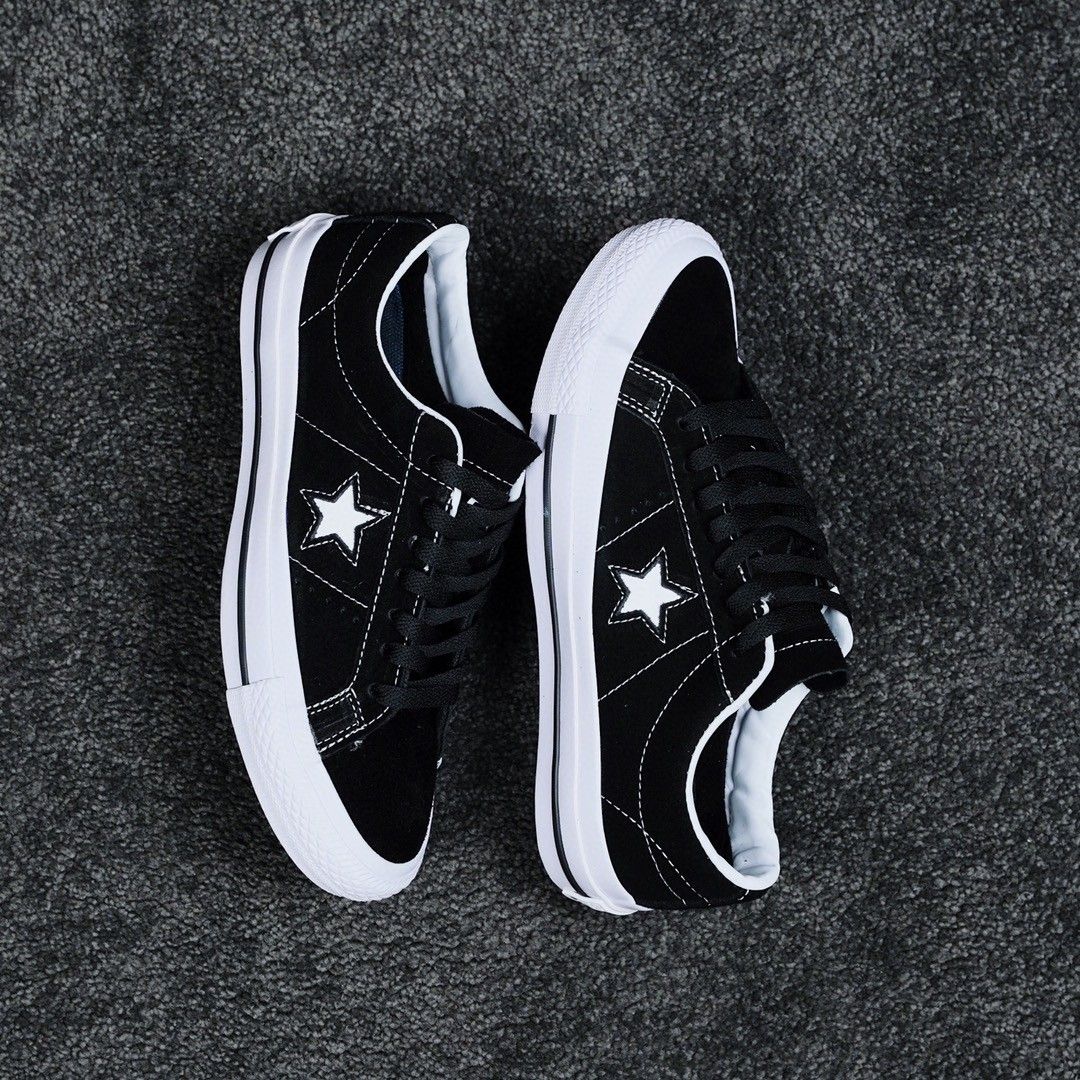 Converse One Star Pro （分類：波鞋）位於 Hong Kong。 由 pink.box 提交（商品編號 1202377038，圖片 4）。簡介： Size: 35-44 https://bluebox.boutir.com/。