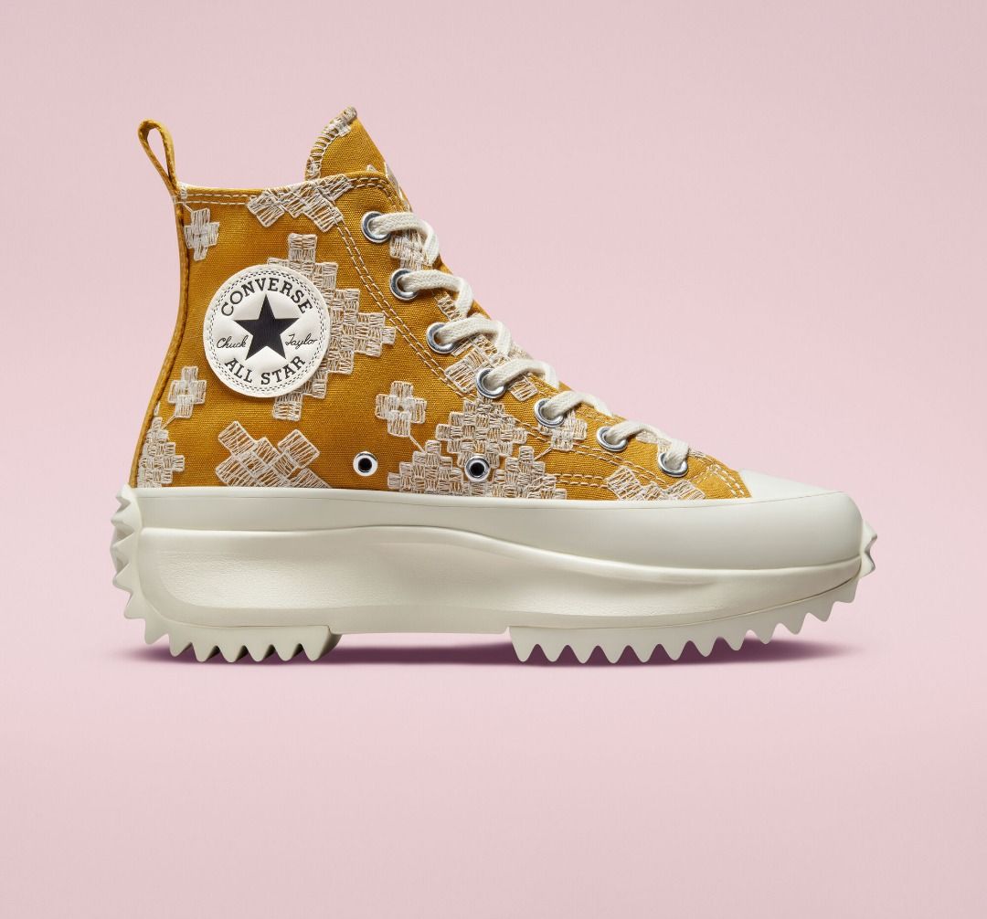 CONVERSE RUN STAR HIKE TONAL EMBROIDERY PLATFORM RARE Women s