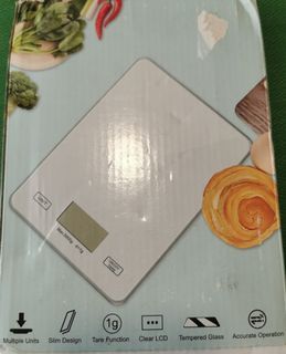 Digital LCD Slim Tempered Glass Weighing Scale For Kitchen / Lab Use