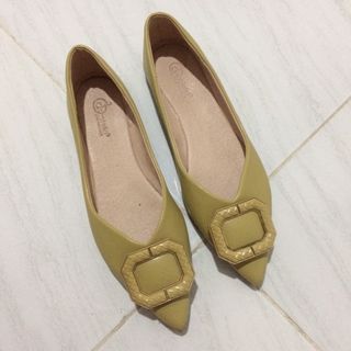 (Kategori: ) berada di . Dikirim oleh mitarmw (ID iklan 1202340956, Gambar 1). Deskripsi: .