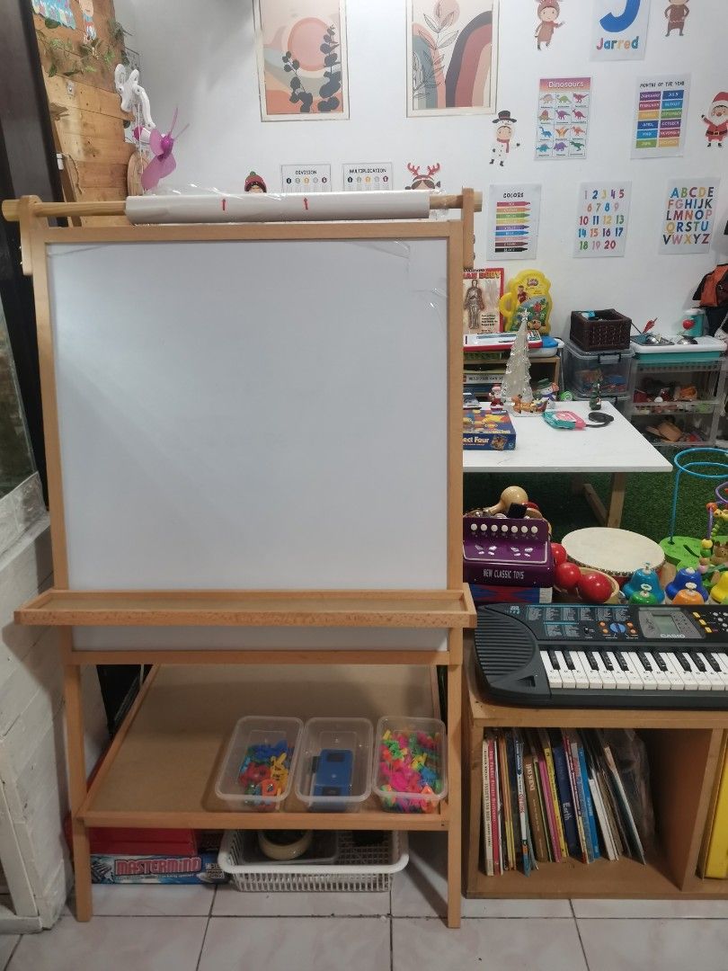 Easel blackboard and whiteboard, Babies & Kids, Baby Nursery