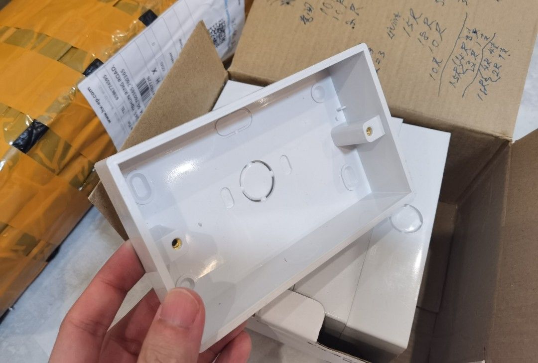 Electrical Bto hdb items. (dual switch, dual gang box, etc), TV & Home