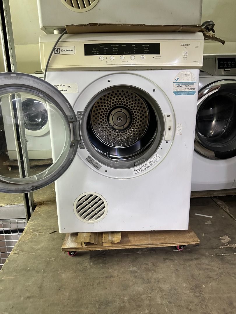 Electrolux 7KG Vented Clothes Dryer EDV70514, TV & Home Appliances