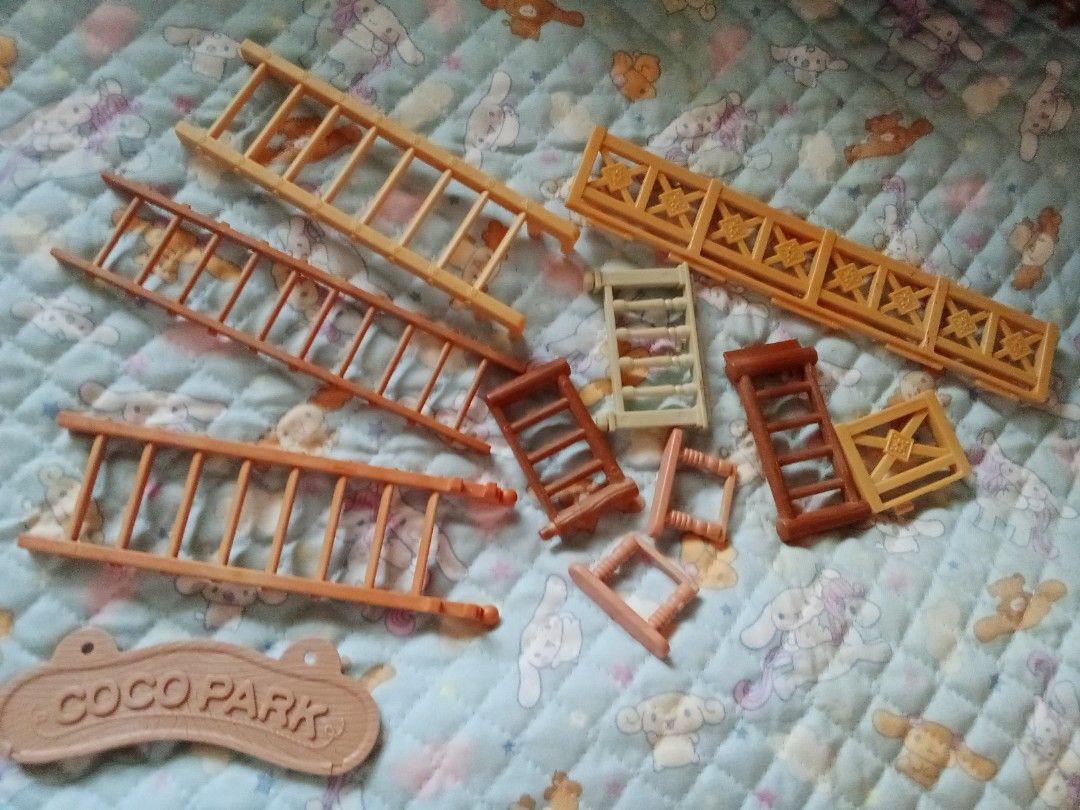 Epoch Sylvanian Family Scraps Set (Category: Designer & Blind Box Toys) located in Valenzuela. Submitted by euqilegnalim (Listing ID 1202319304, Image 1). Description: As a set.