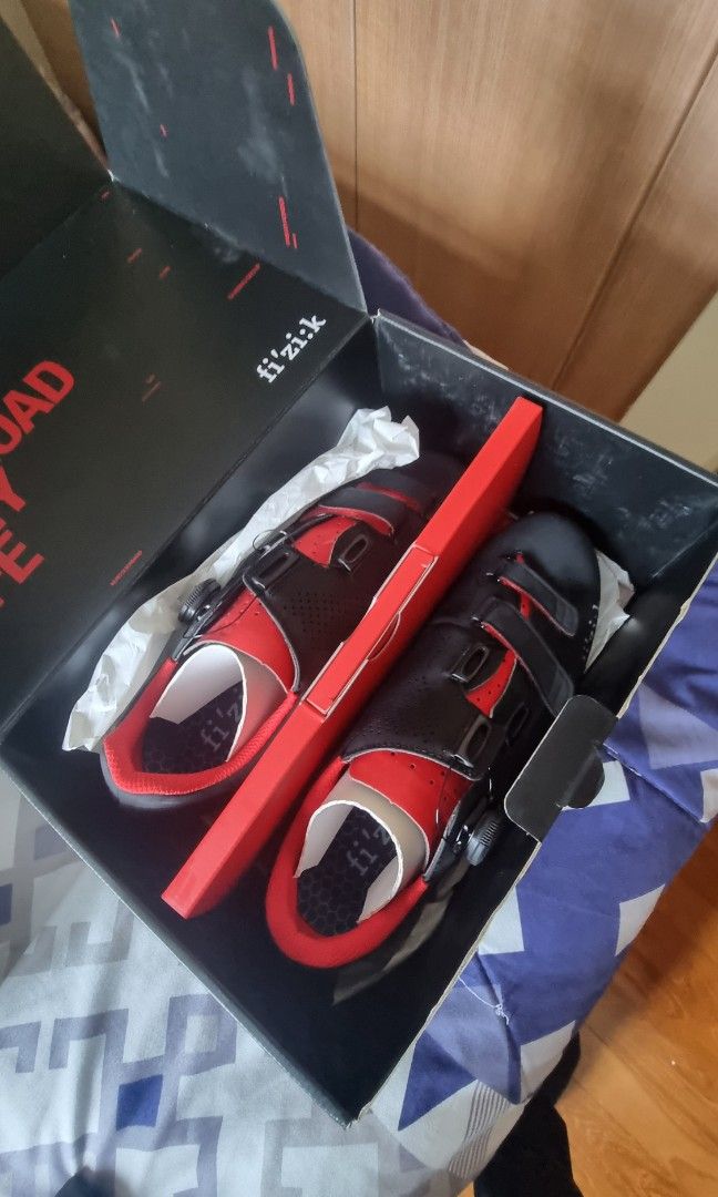 fizik road bike shoes