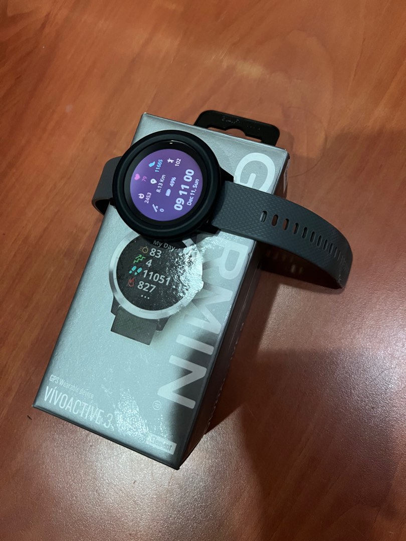 Garmin Vivoactive Mobile Phones Gadgets Wearables Smart Watches On Carousell