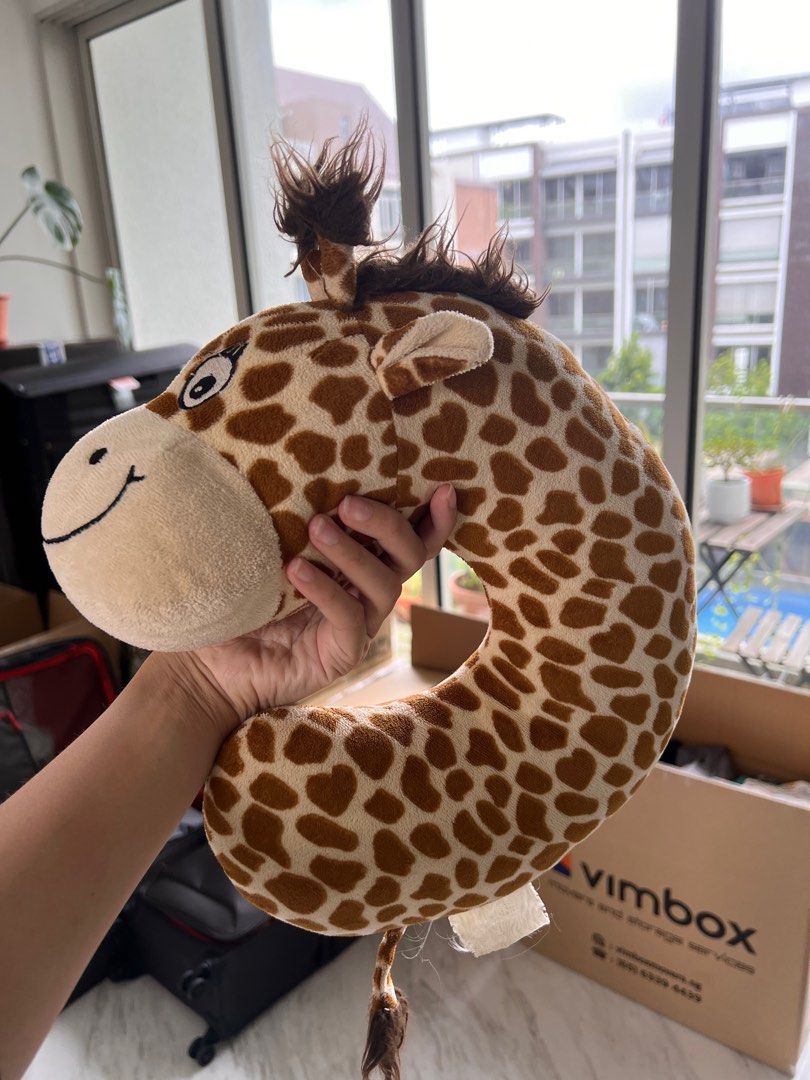 Giraffe neck pillow top