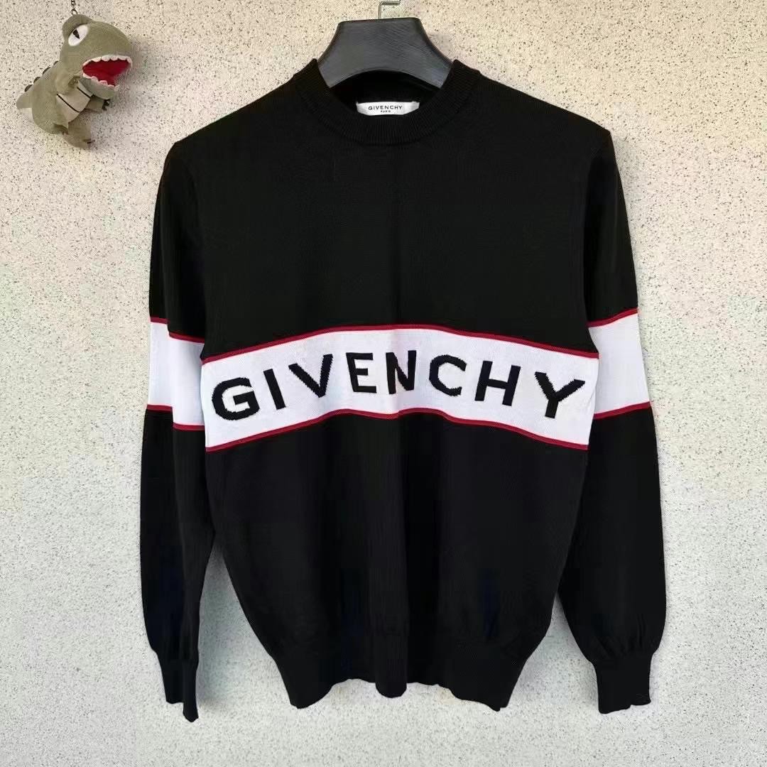 Givenchy 紀梵希毛衣, 名牌精品, 精品服飾在旋轉拍賣