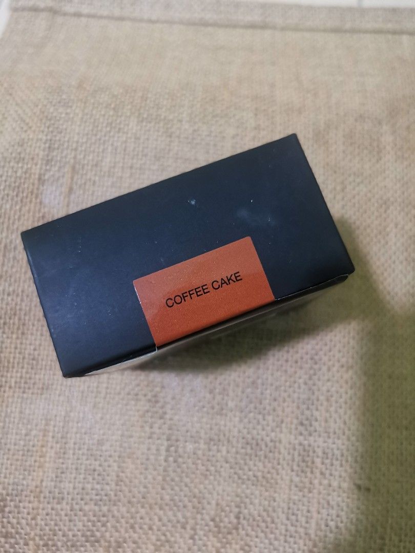 Huda Beauty Loose Powder Coffee Cake, Beauty & Personal Care, Face