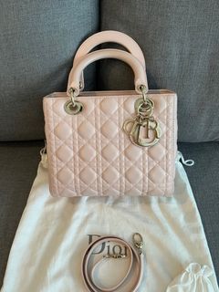 ❌On hold ❌Lady dior medium
