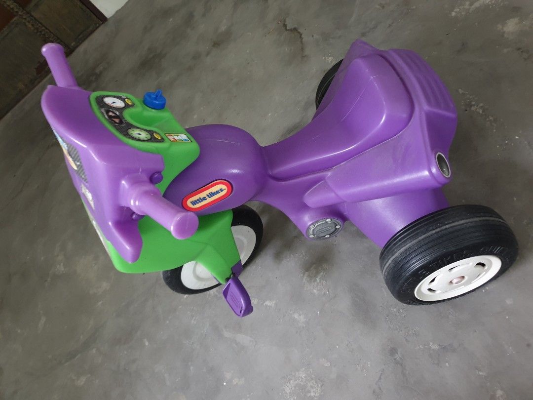 Little tikes tricycle, Hobbies & Toys, Toys & Games on Carousell