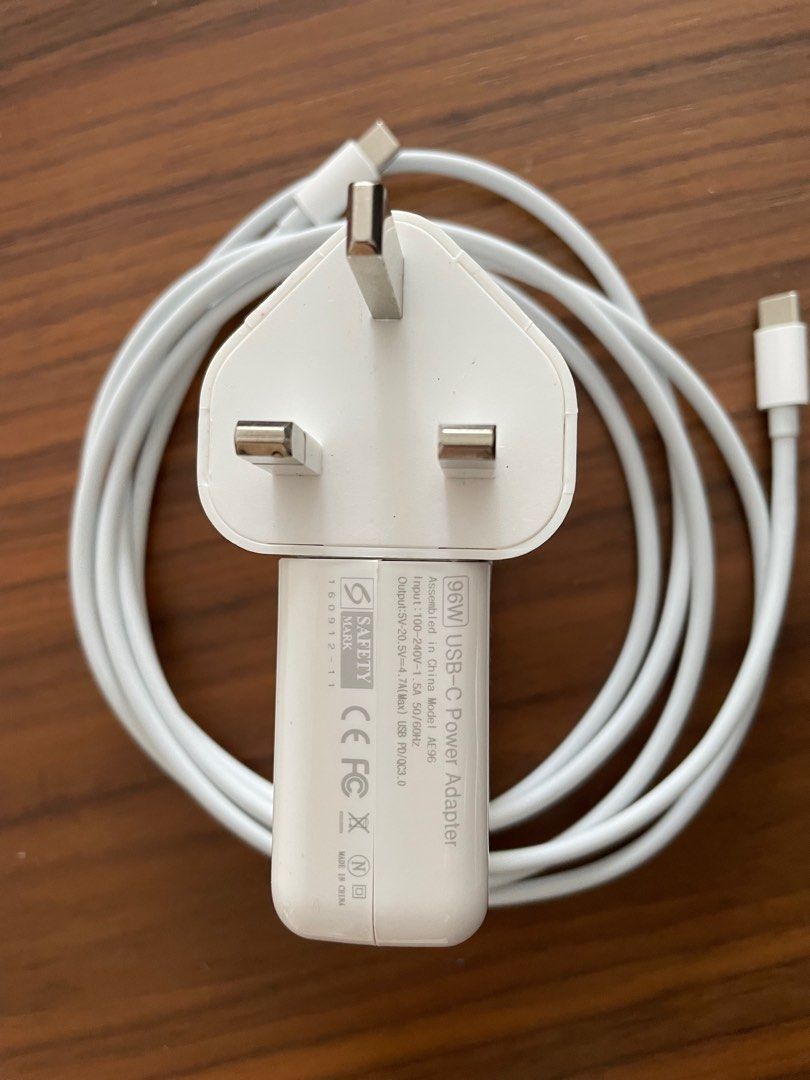 Macbook Pro 16 Charger, Computers & Tech, Parts & Accessories, Chargers