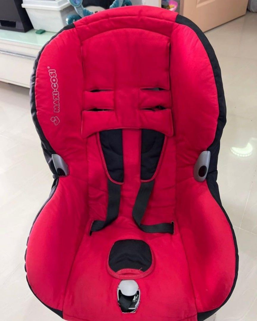 Maxi Cosi Car Seat, Babies & Kids, Going Out, Car Seats on Carousell