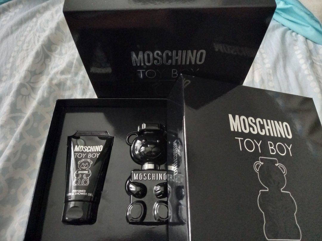 Toy boy moschino gift set sales