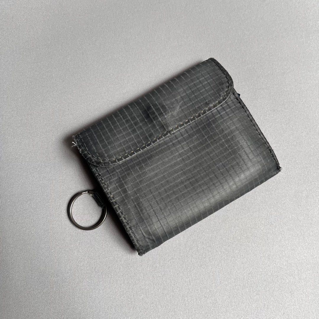 MUJI Travel Wallet, Men's Fashion, Watches & Accessories, Wallets