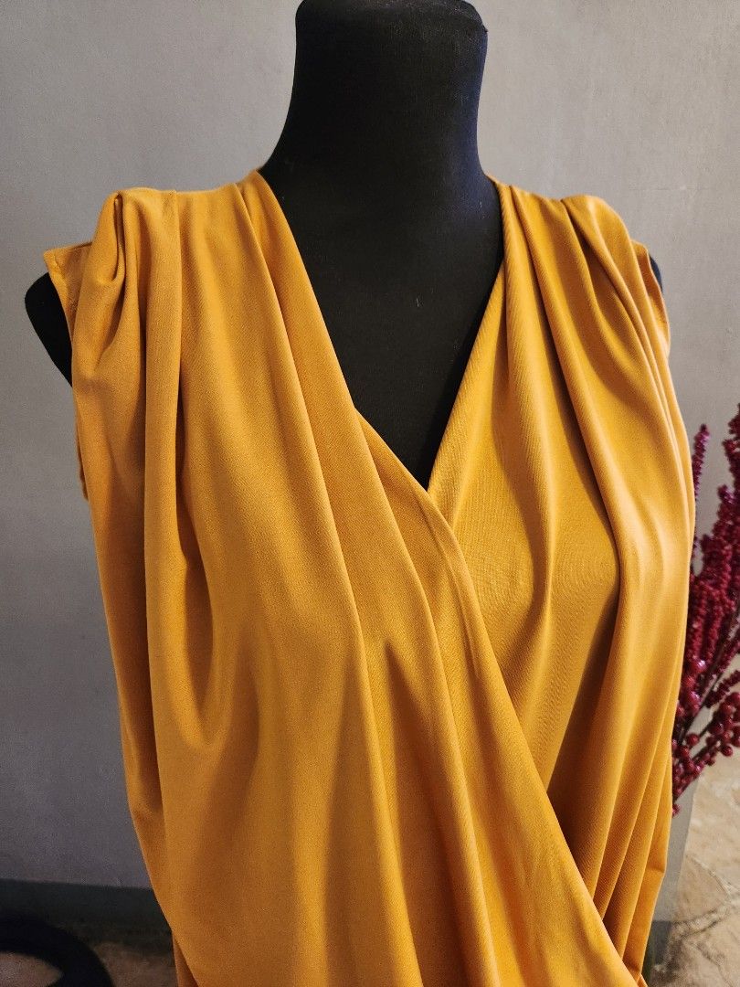 Myka Limchoc breastfeeding top (Category: Blouses) located in Paranaque City. Submitted by agdecastro (Listing ID 1202352018, Image 3). Description: Myka Limchoc breastfeeding top Mustard yellow In very good condition RFS: not used anymore 💵Payment: BDO or Gcash 📦Shipping: careof buyer 📱You may contact me at 0921-9639509.