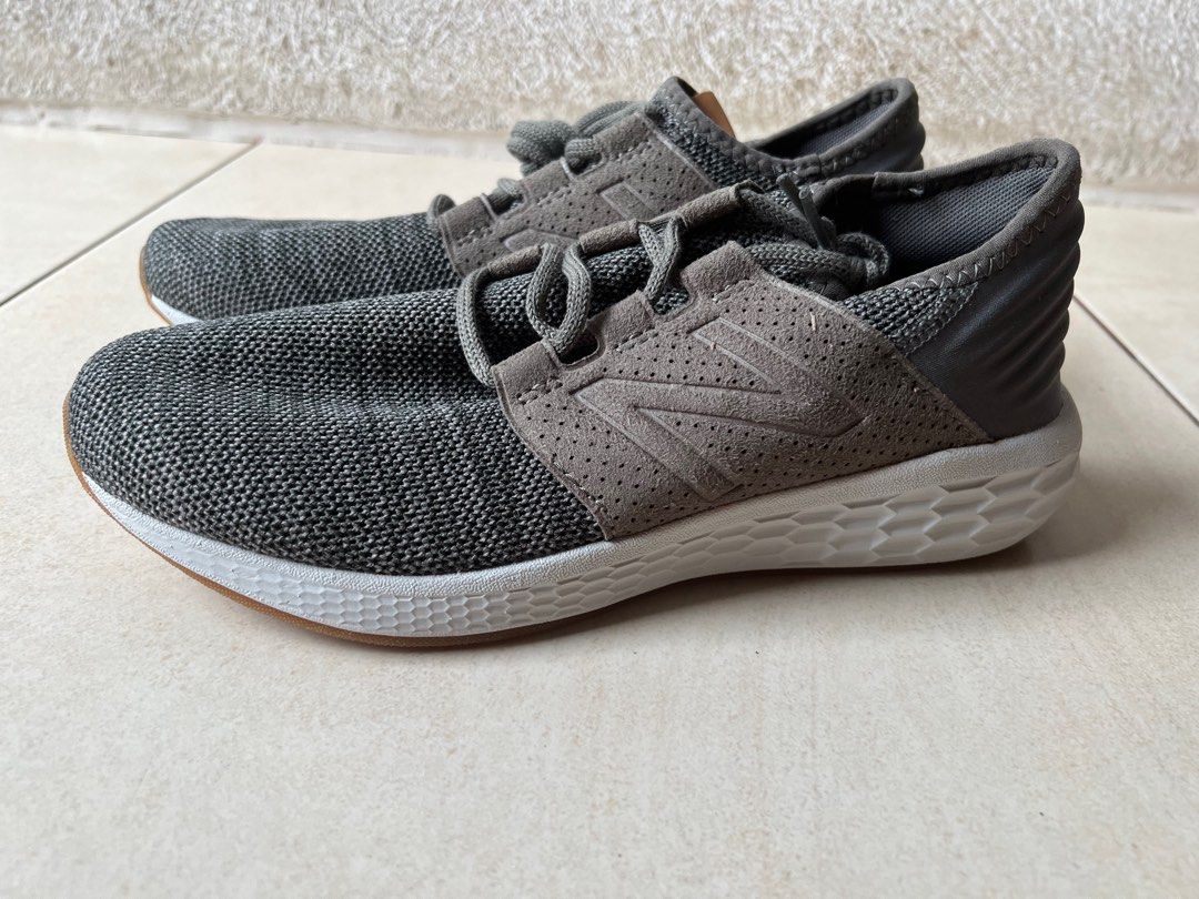 New Balance running size 8.5 (Category: Sneakers) located in Paranaque City. Submitted by cvcrossing (Listing ID 1202273291, Image 1). Description: MCRUZK02 Running shoes US 8.5 UK 8 EU 42 D medium.