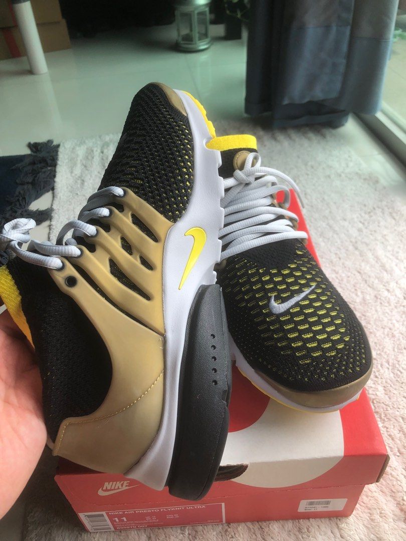 Gold nike hotsell presto flyknit