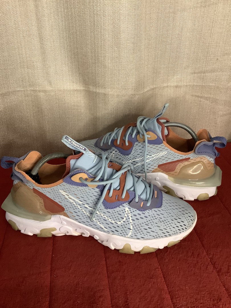 Nike Element React, Men's Fashion, Footwear, Sneakers on Carousell