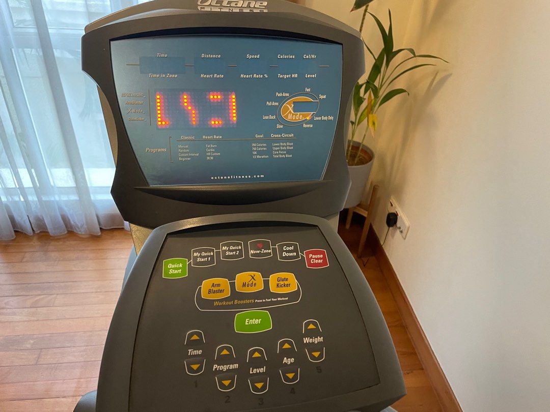 Elliptical arm store blaster