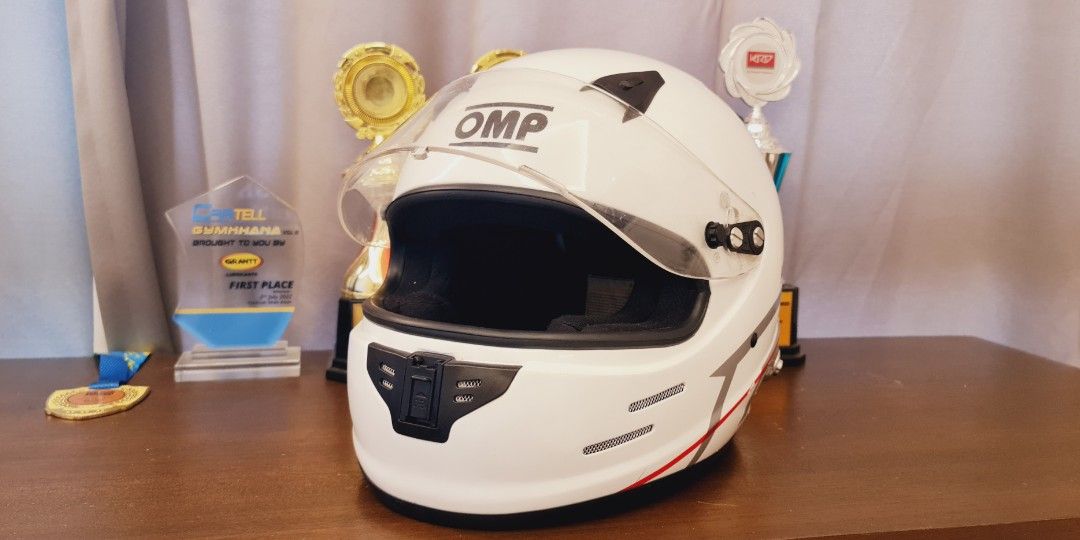 Omp gp8 shop helmet