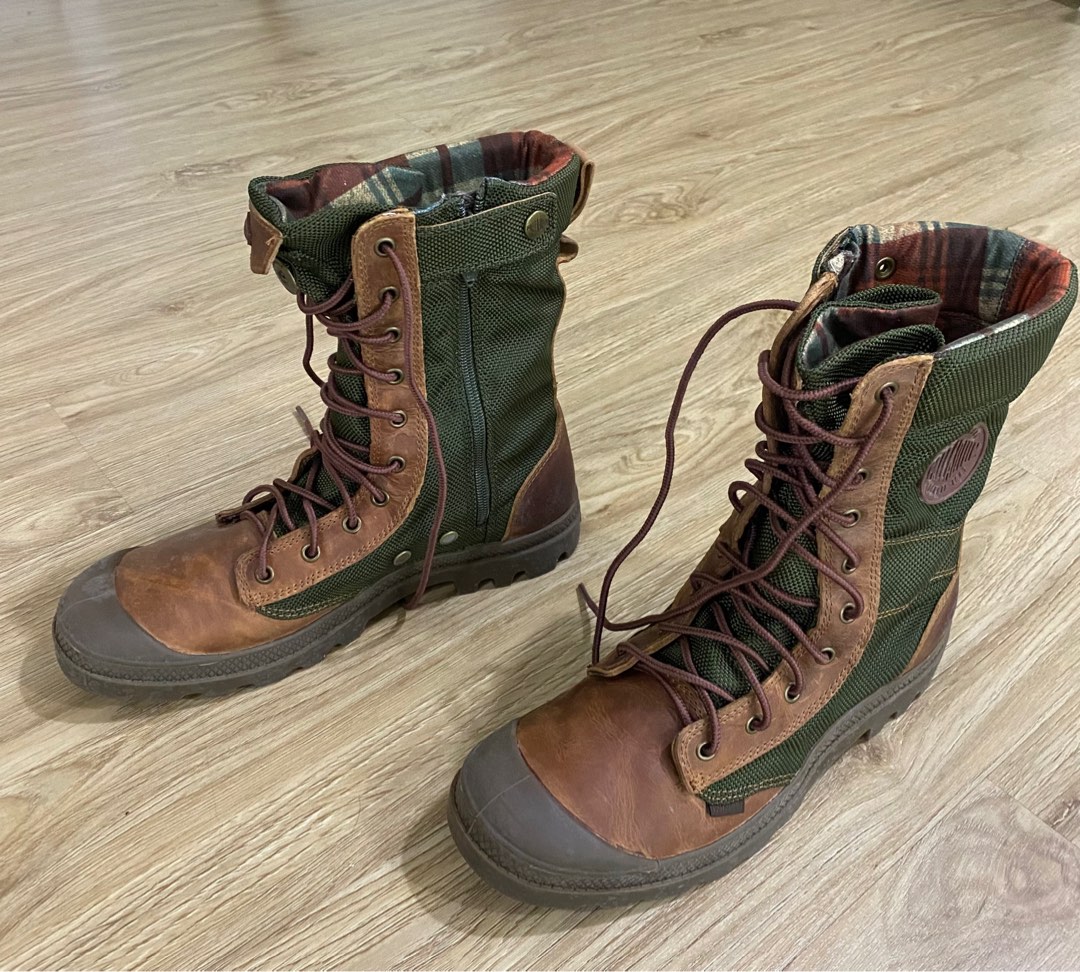 palladium walking boots