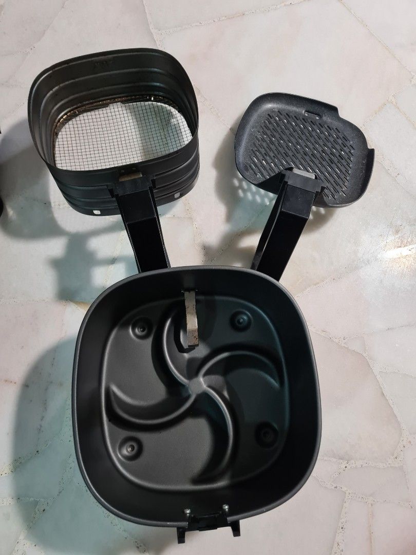 Philips XL Air fryer and parts, TV & Home Appliances, Kitchen