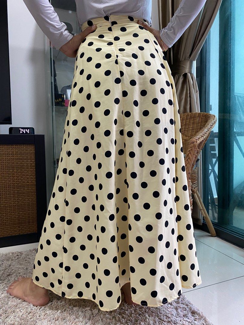 Polka dot shop skirt cream