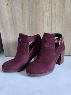 Pull and Bear Suede Ankle Boots Preloved