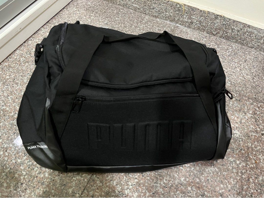 Puma gym outlet duffle bag