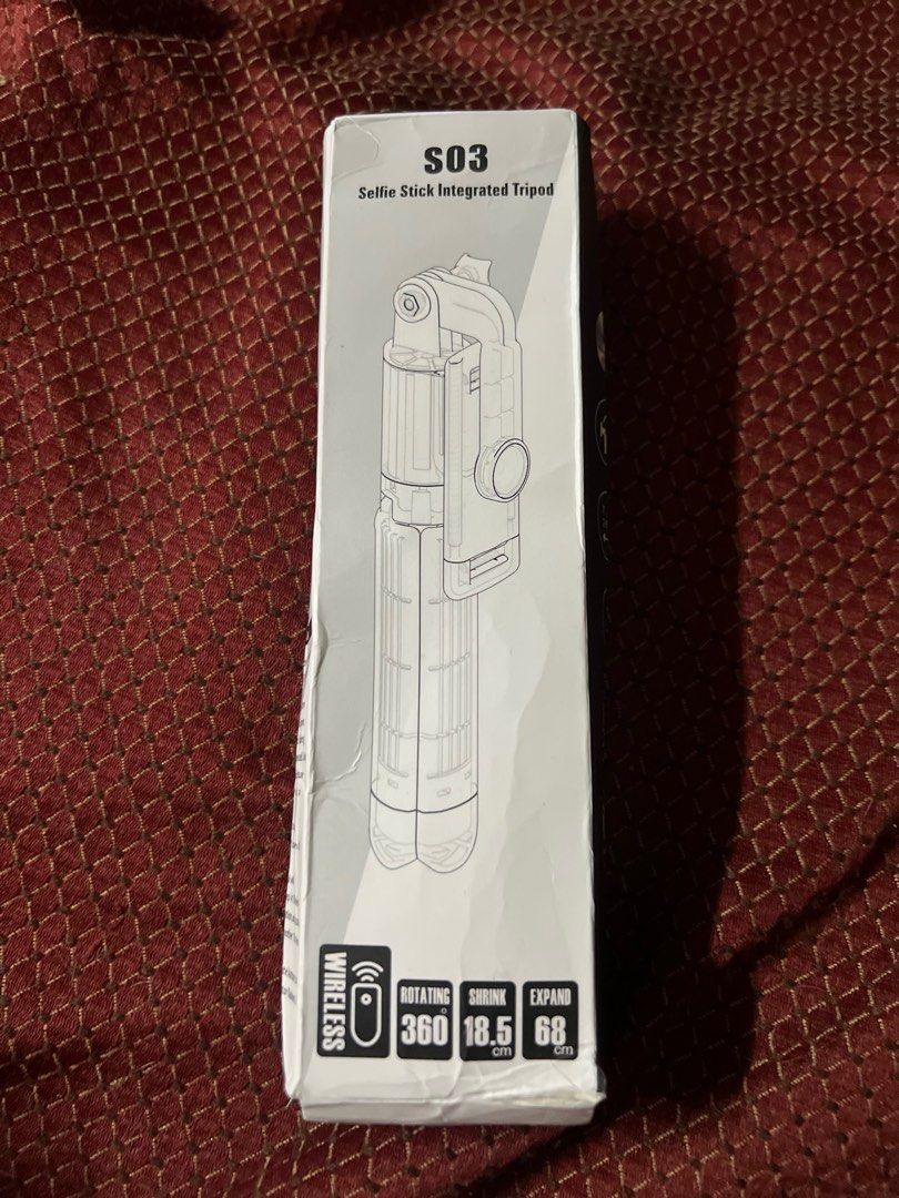 S03 Bluetooth Selfie Stick Integrated Tripod, Mobile Phones & Gadgets