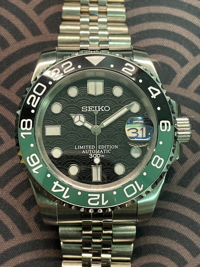 Seiko Custom Mod “GMT Master II Seigaiha Sprite” 40mm case, Men's Fashion,  Watches & Accessories, Watches on Carousell
