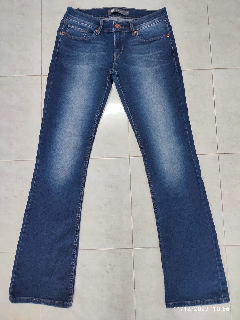 Size 30-31 levis ladies 524 Bootcut, Women's Fashion, Bottoms, Jeans &  Leggings on Carousell