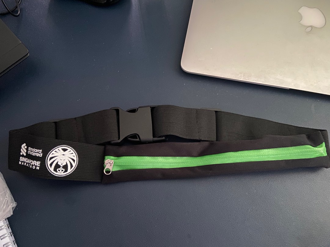 Standard Chartered Marathon Fanny Pack, Sports Equipment, Other Sports