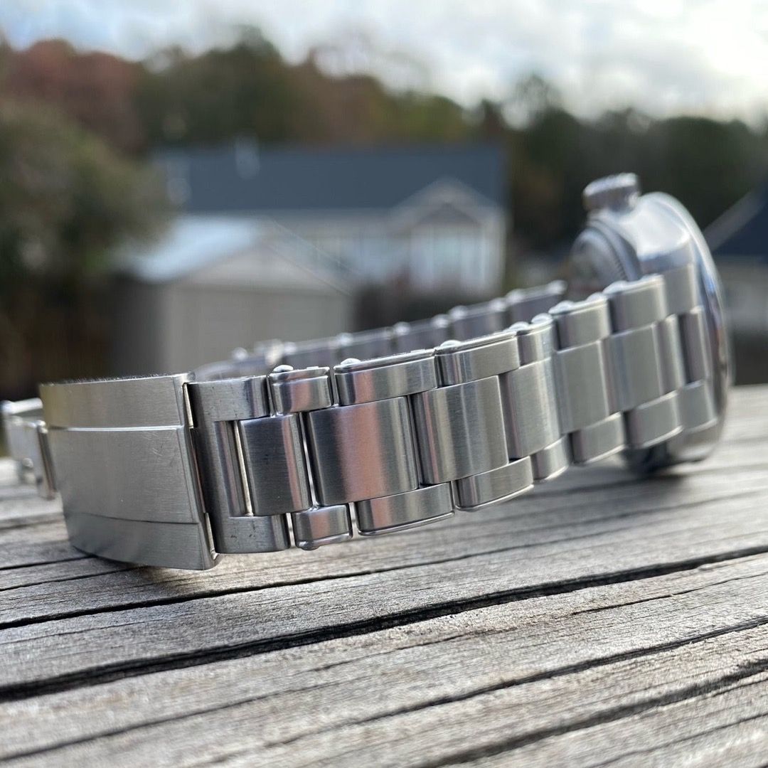 Rolex oyster bracelet half link hotsell
