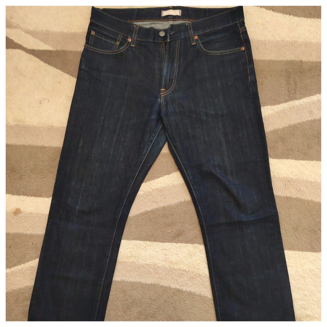 Uniqlo Jeans, Men's Fashion, Bottoms, Jeans on Carousell