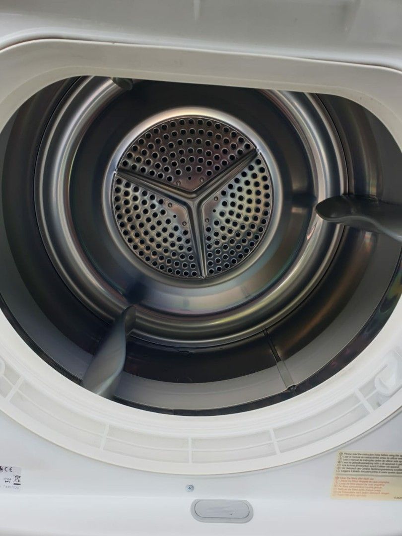 Used Electrolux digital steam condenser clothes dryer steam dryer 7.0kg